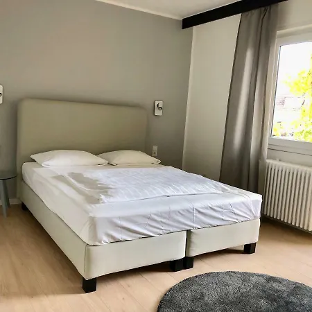 Und Centrum Otel Kaiserslautern